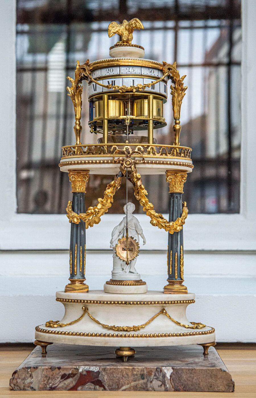 Pendule Louis XVI offerte par Marcel Proust à Gabriel de La Rochefoucauld